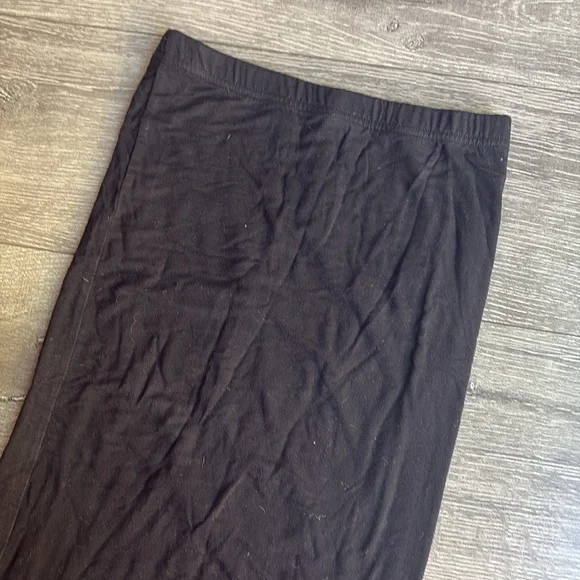 Leith Tube/Pencil Skirt, Black, EUC - Picture 3 of 5